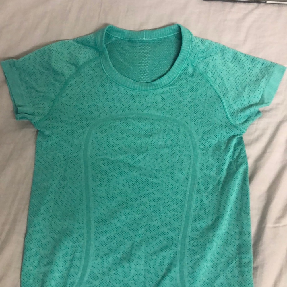 lulu lemon swiftly tech short sleeve